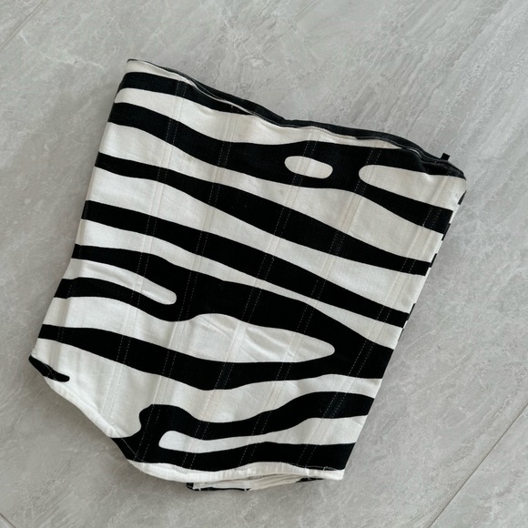 Miaou Zebra Corset - Picture 3 of 5
